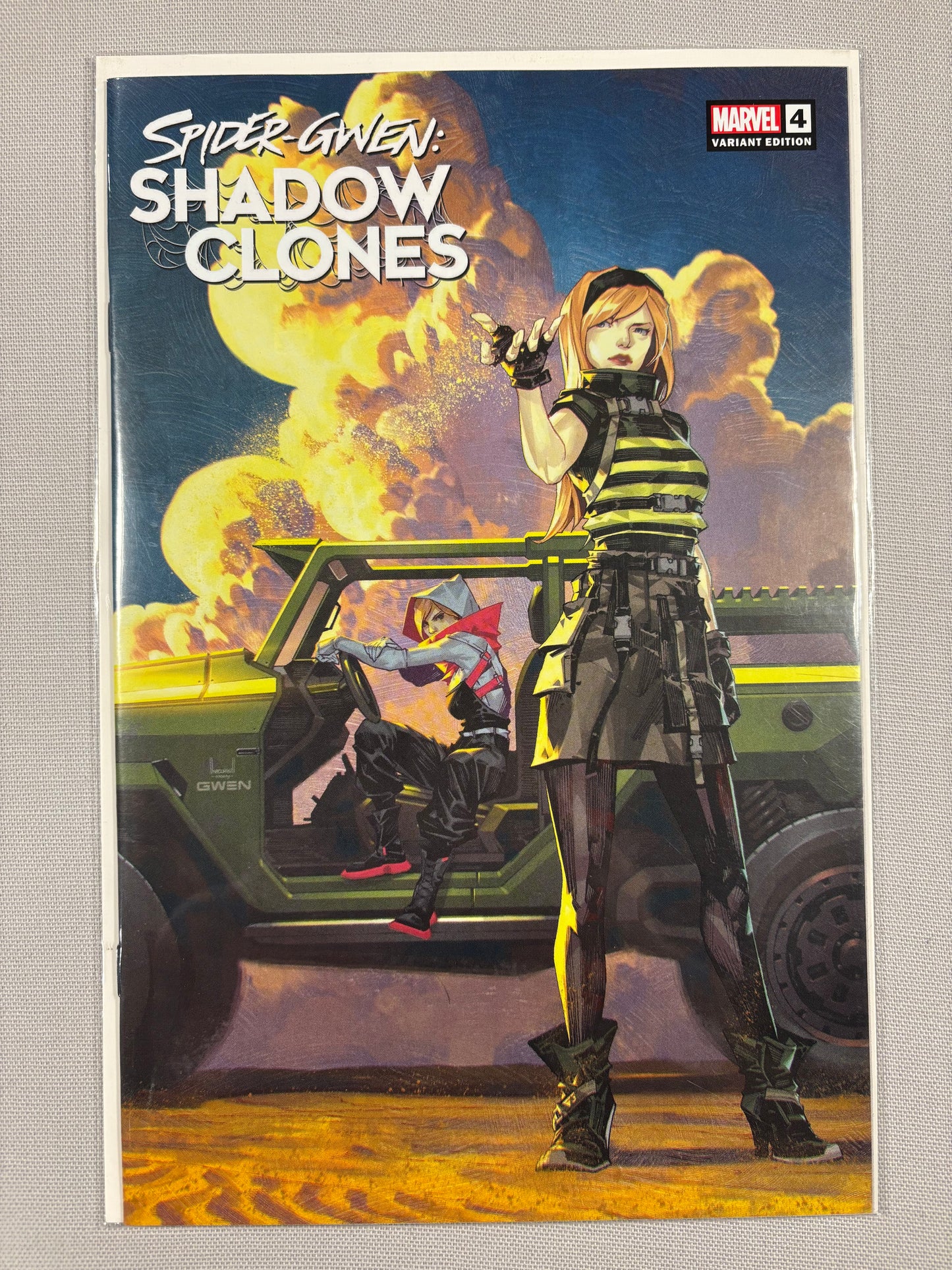 Spider-Gwen: Shadow Clones #4 Ngu (Exclusive Variant)