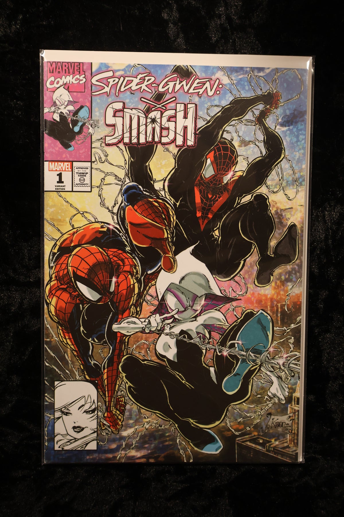 Spider-Gwen: Smash #1M Kaare Andrews Exclusive Variant